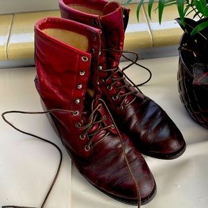 Justin laceup ankle boots size 8 B